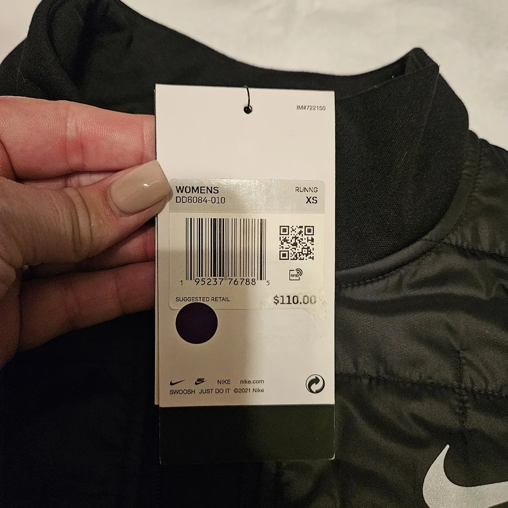 Nike Therma Fit Running Vest NWT - Picture 9 of 10